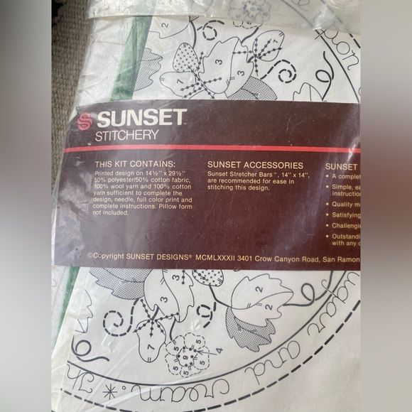 New in Bag Sunset Stitchery Dine upon Strawberries kit! - Picture 6 of 6